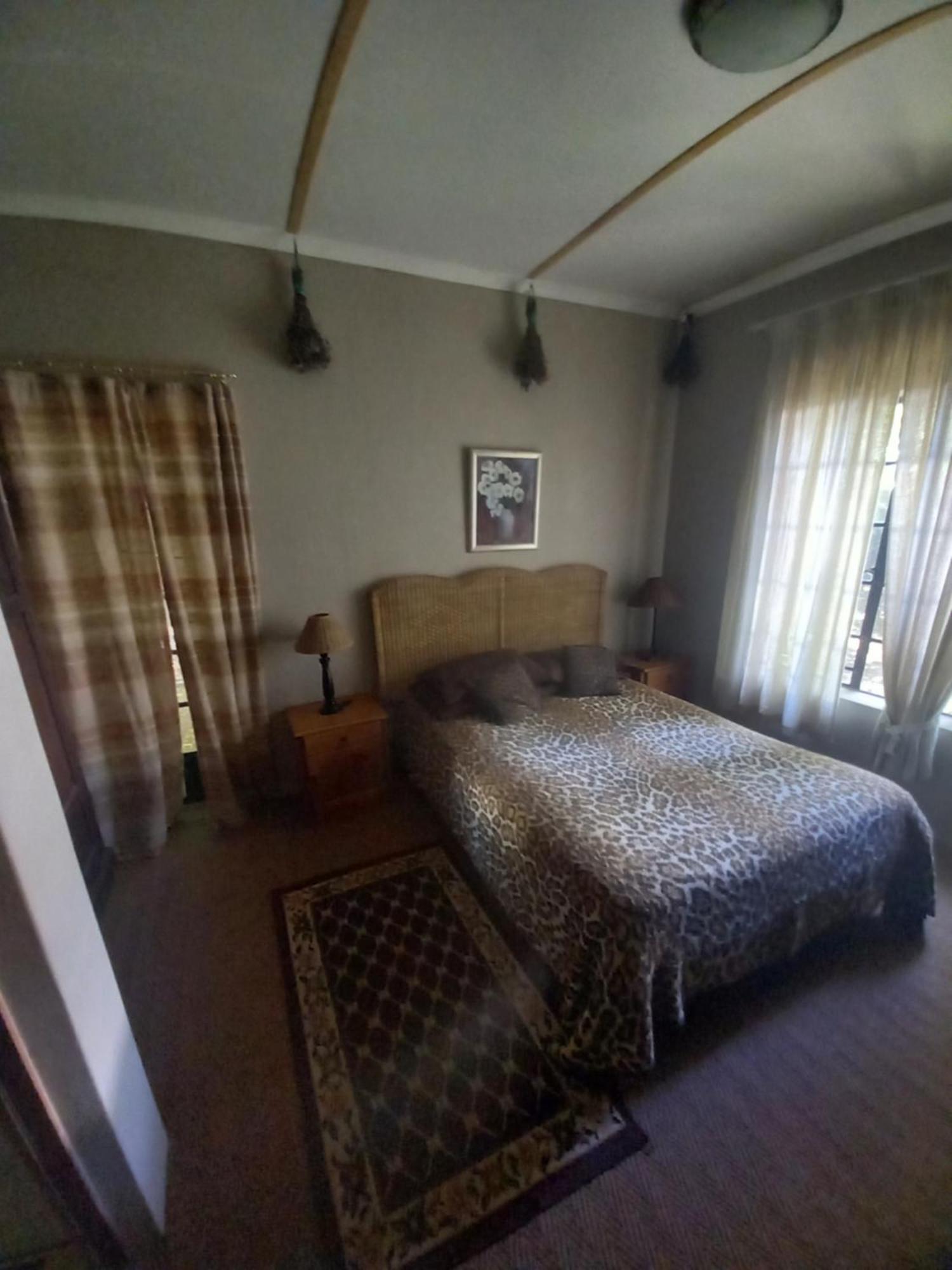 Emerald Hill Cottage พอร์ตเอลิซาเบธ ภายนอก รูปภาพ